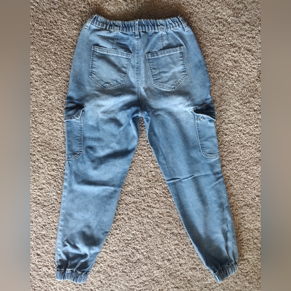 SO High Rise Utility Cargo Joggers Medium - Picture 2 of 9